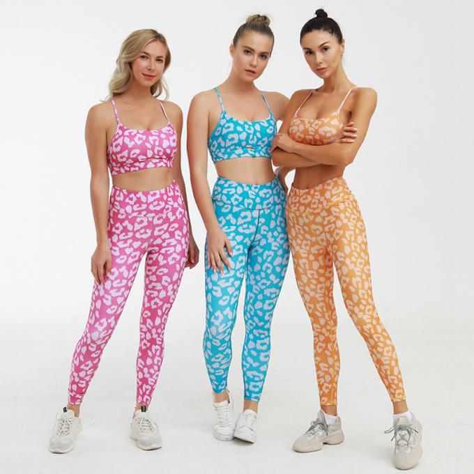 Equipo del entrenamiento de Logo Women de encargo polainas inconsútiles de la yoga de 2 pedazos con ropa atractiva de la aptitud del gimnasio del sujetador de los deportes