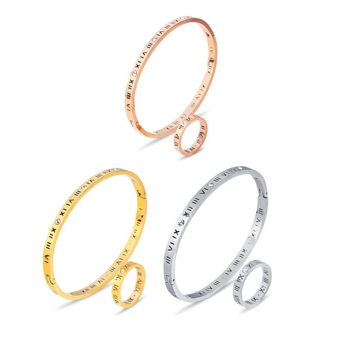 El oro de la moda plateó los brazaletes de acero inoxidables y a Ring Roman Number Bangle de las señoras del brazalete