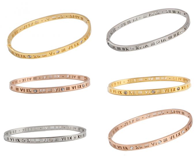 El oro de la moda plateó los brazaletes de acero inoxidables y a Ring Roman Number Bangle de las señoras del brazalete