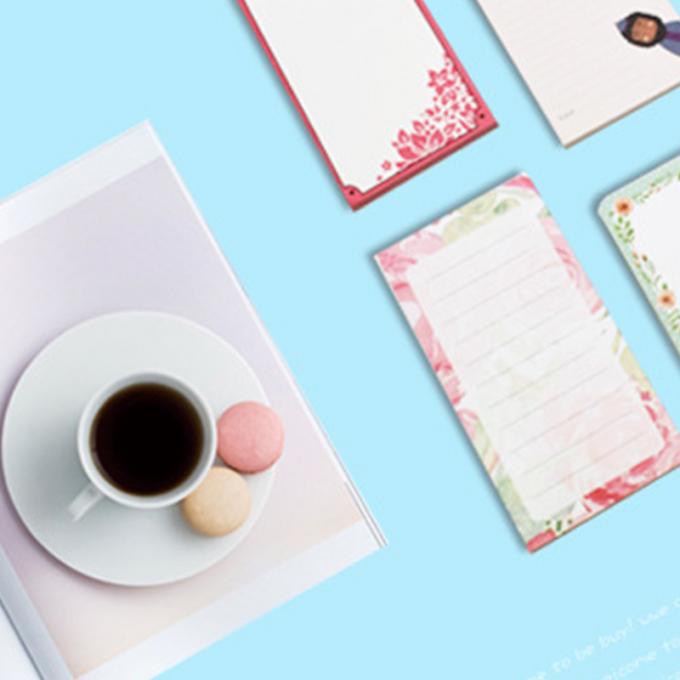 Libretas magnéticas de encargo al por mayor del diseño floral para hacer la lista para las notas pegajosas del imán del refrigerador de la lista del ultramarinos