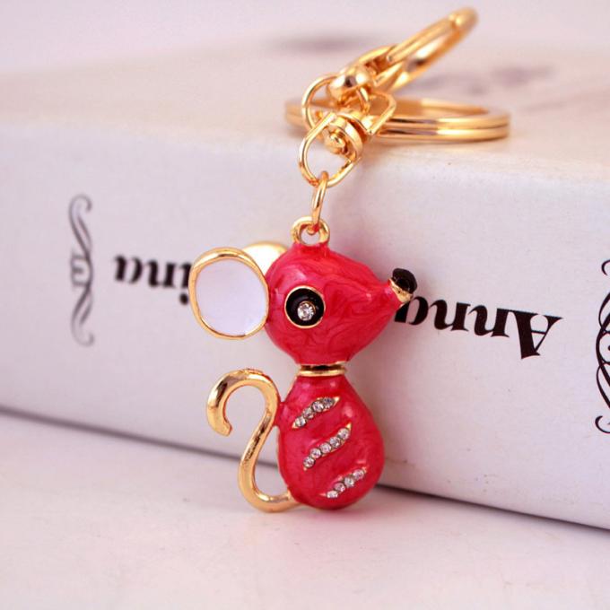 Año del colgante lindo del metal de Diamond Mouse Car Keychain Animal del regalo de la rata al por mayor entre nosotros cadena dominante del diamante artificial