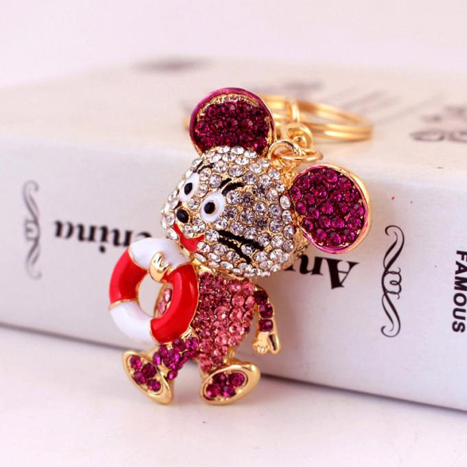 Año del colgante lindo del metal de Diamond Mouse Car Keychain Animal del regalo de la rata al por mayor entre nosotros cadena dominante del diamante artificial