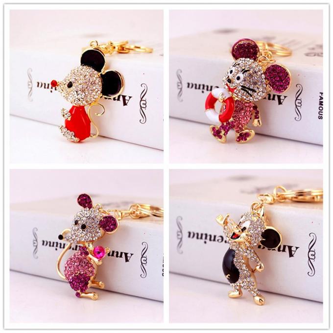 Año del colgante lindo del metal de Diamond Mouse Car Keychain Animal del regalo de la rata al por mayor entre nosotros cadena dominante del diamante artificial